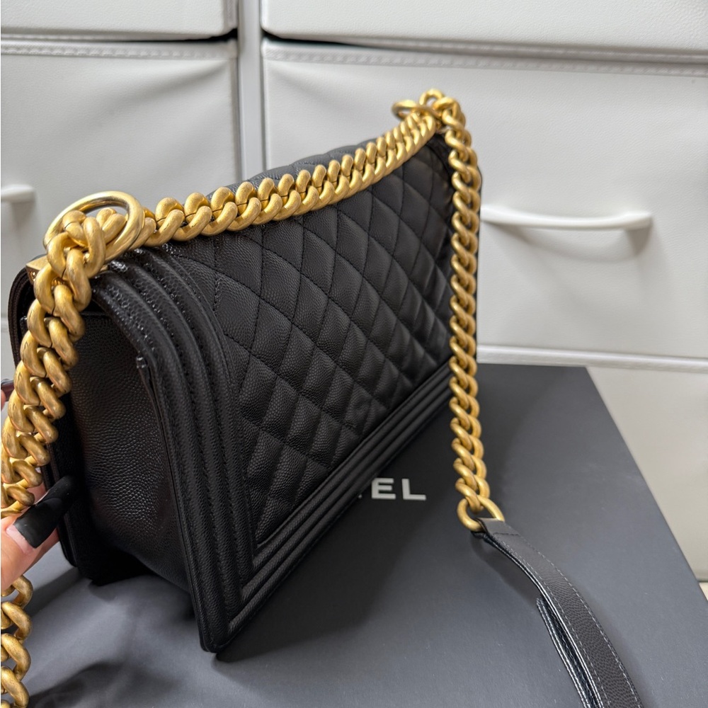 Chanel Black Quilted Leather Boy Bag - Picture 7 of 15